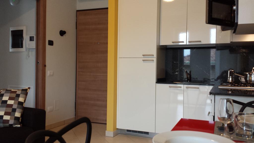 Residence Luna Di Monza Cameră foto
