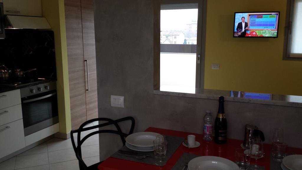 Residence Luna Di Monza Cameră foto